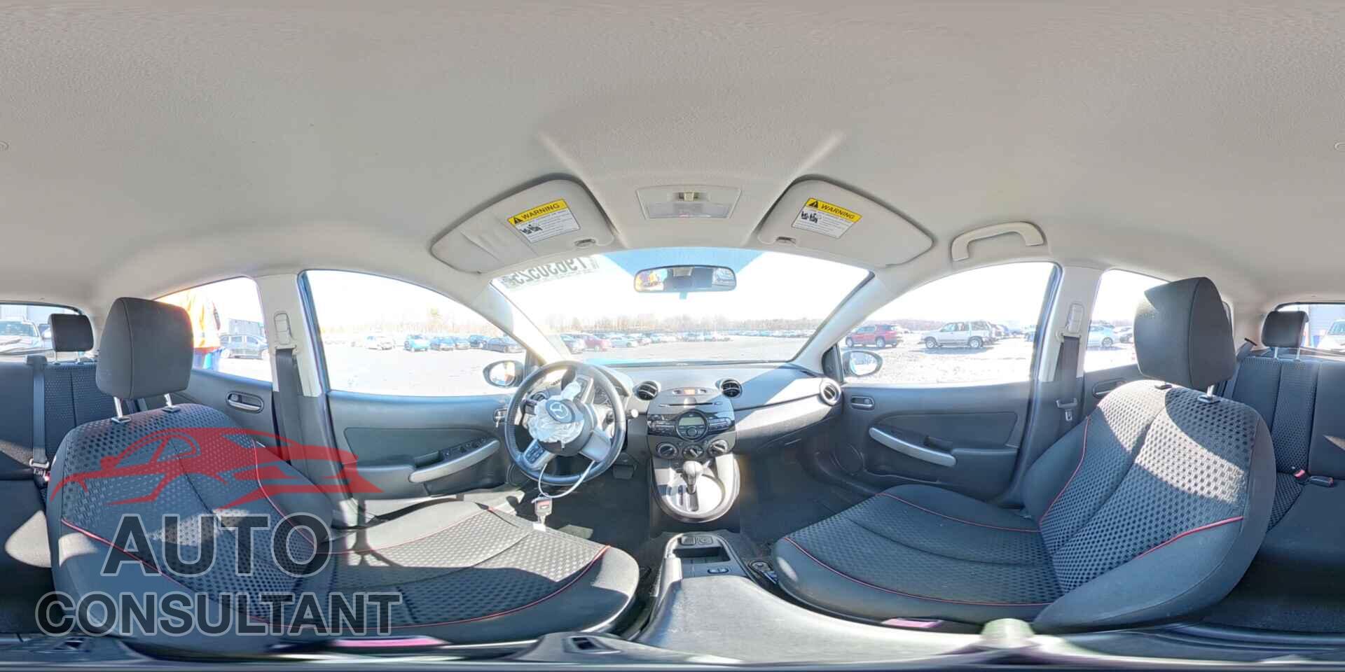 MAZDA 2 2011 - JM1DE1HZ5B0120178