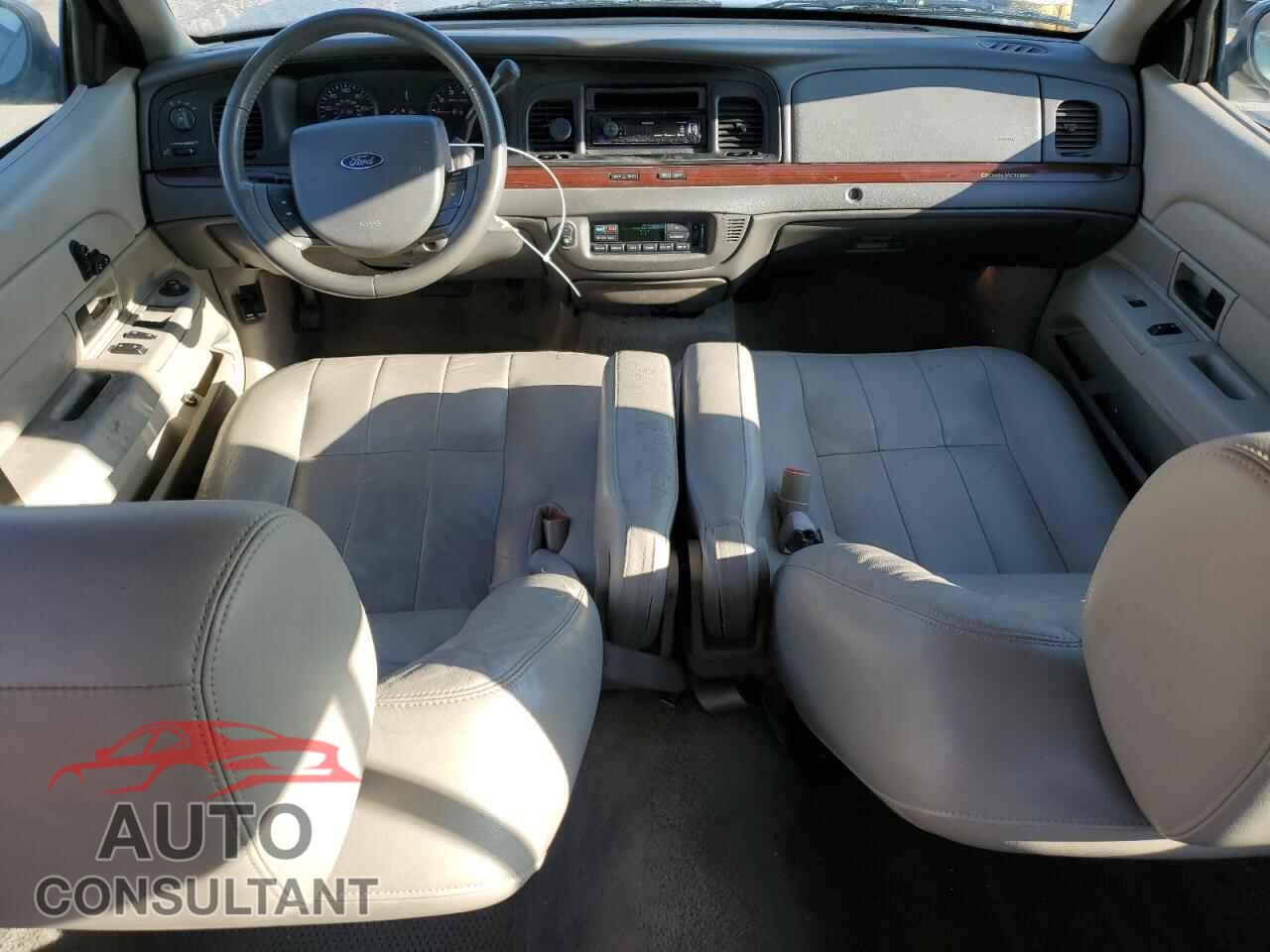 FORD CROWN VIC 2011 - 2FABP7EV7BX126819