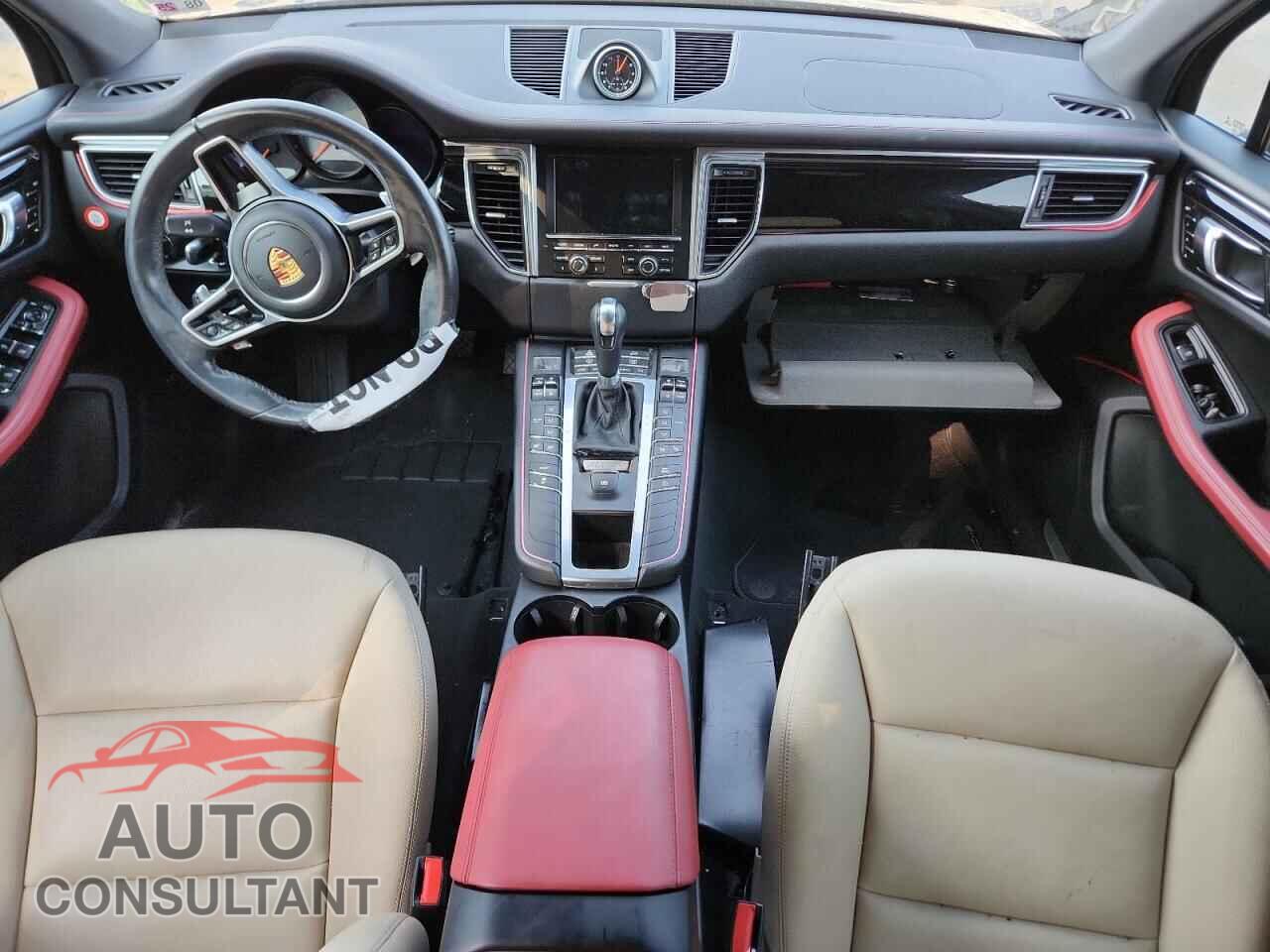 PORSCHE MACAN 2016 - WP1AB2A54GLB43335