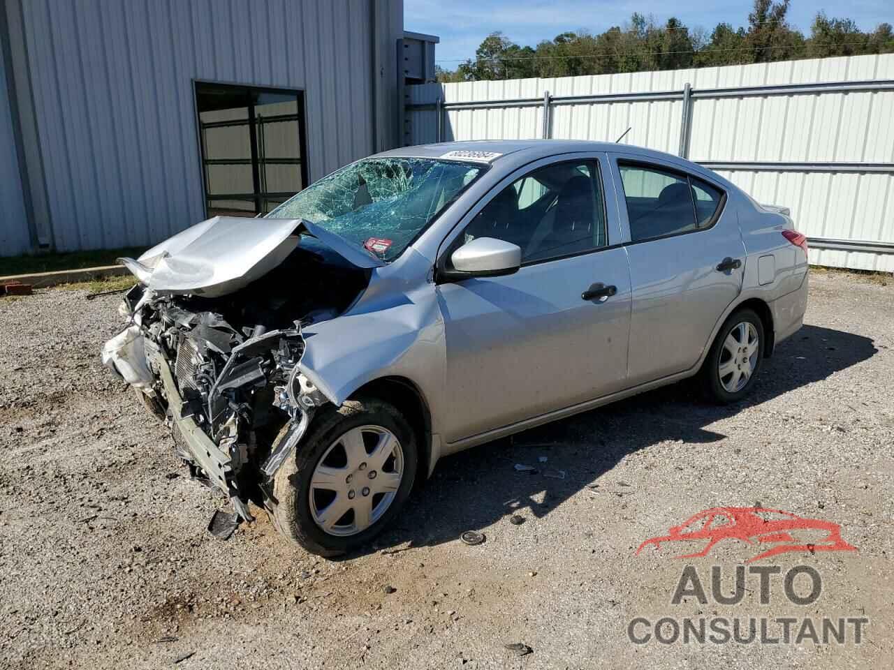 NISSAN VERSA 2018 - 3N1CN7AP9JL830275