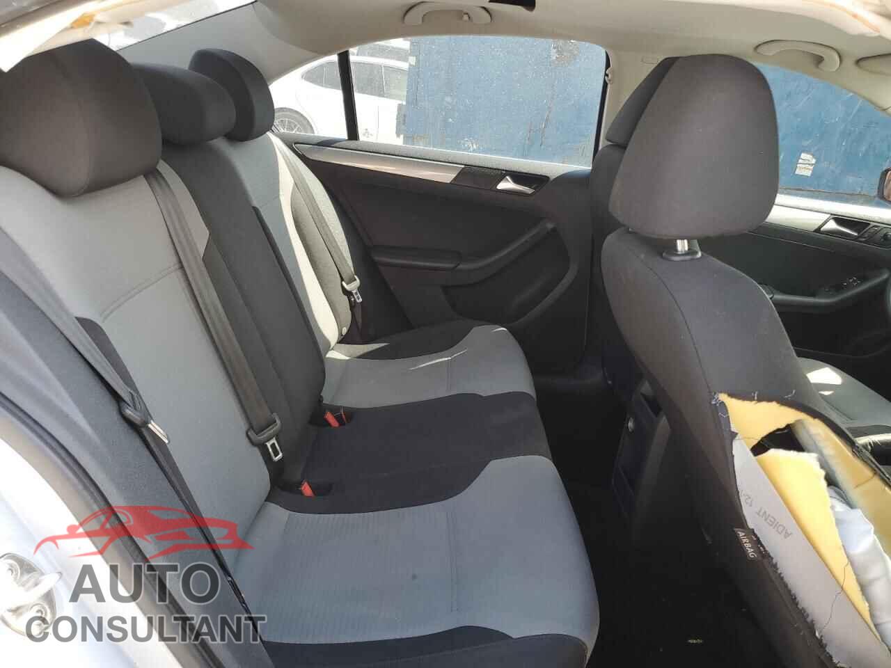 VOLKSWAGEN JETTA 2017 - 3VW2B7AJ7HM312244