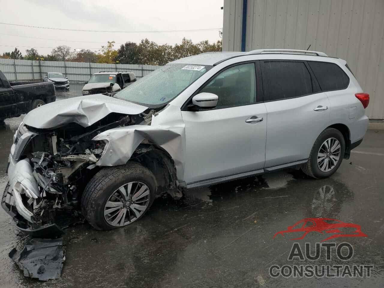 NISSAN PATHFINDER 2018 - 5N1DR2MM8JC619604