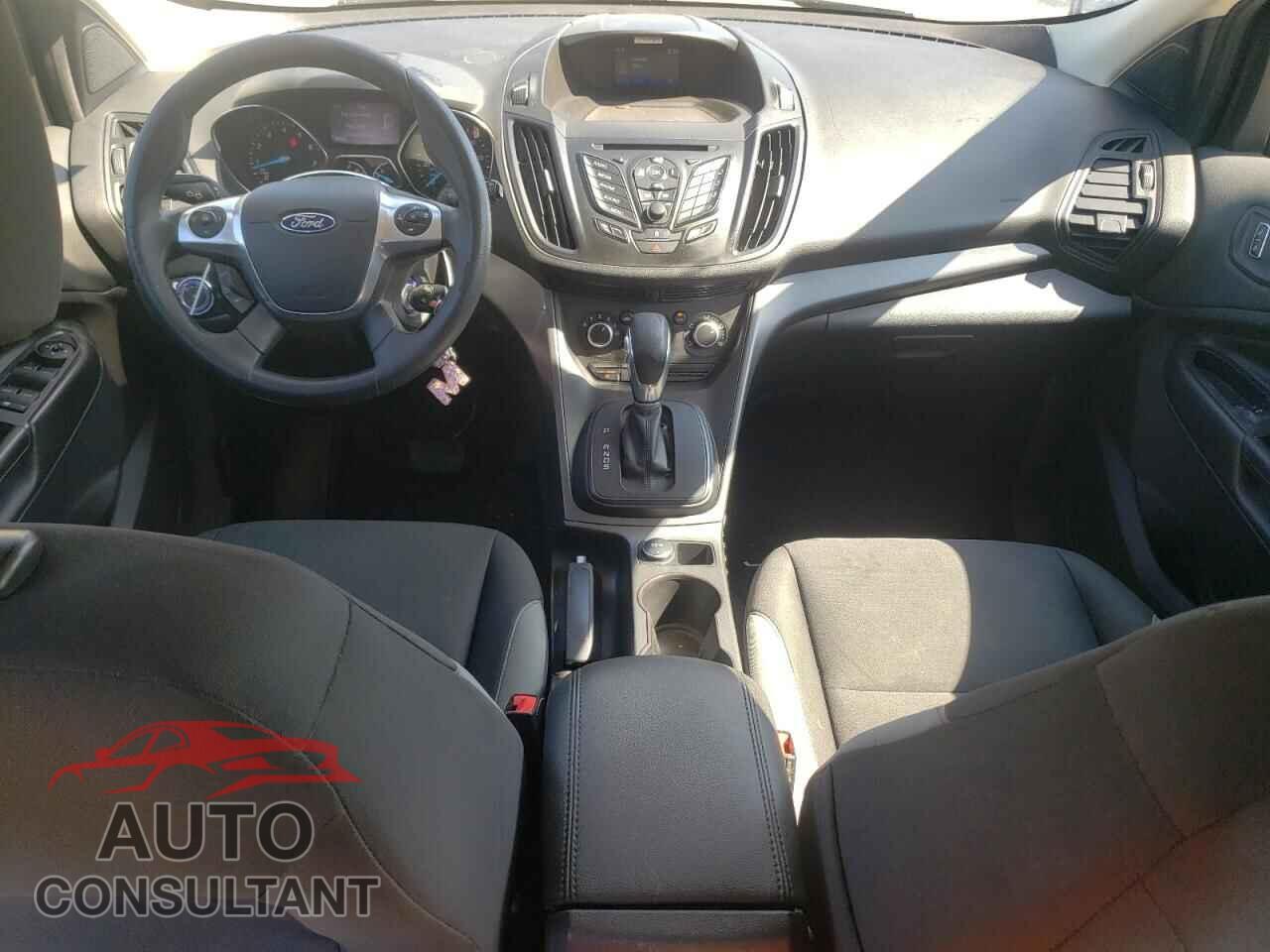 FORD ESCAPE 2016 - 1FMCU0F75GUA73157
