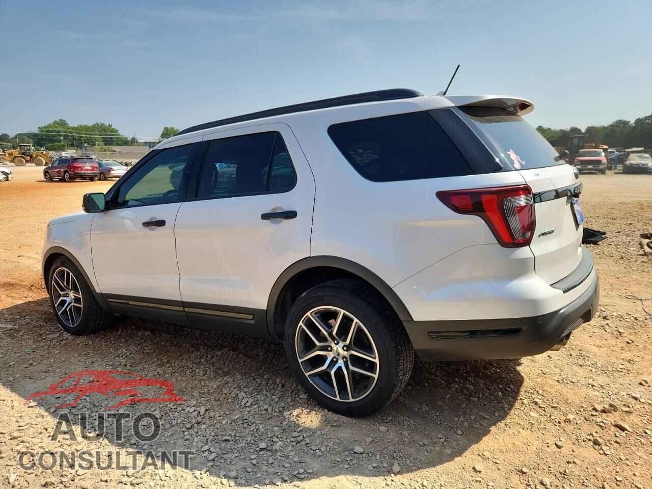 FORD EXPLORER 2018 - 1FM5K8GT1JGB26239
