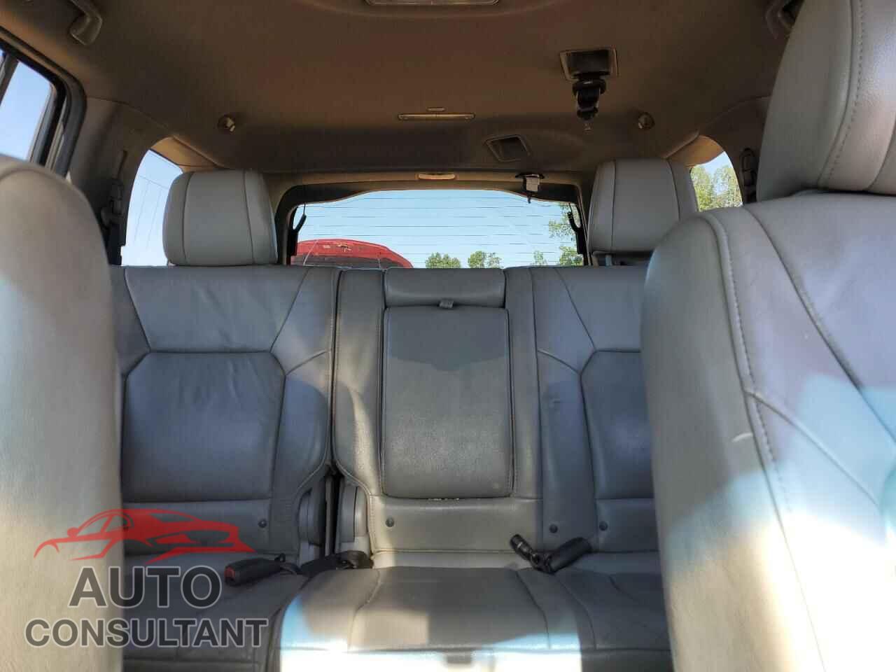 HONDA PILOT 2013 - 5FNYF4H5XDB025956