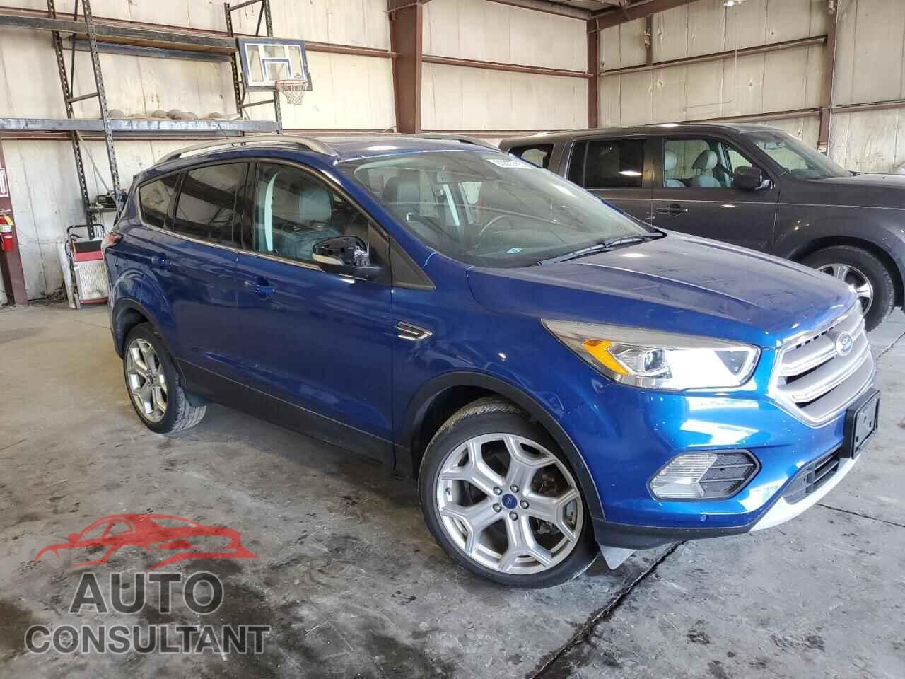 FORD ESCAPE 2017 - 1FMCU9J94HUC85210