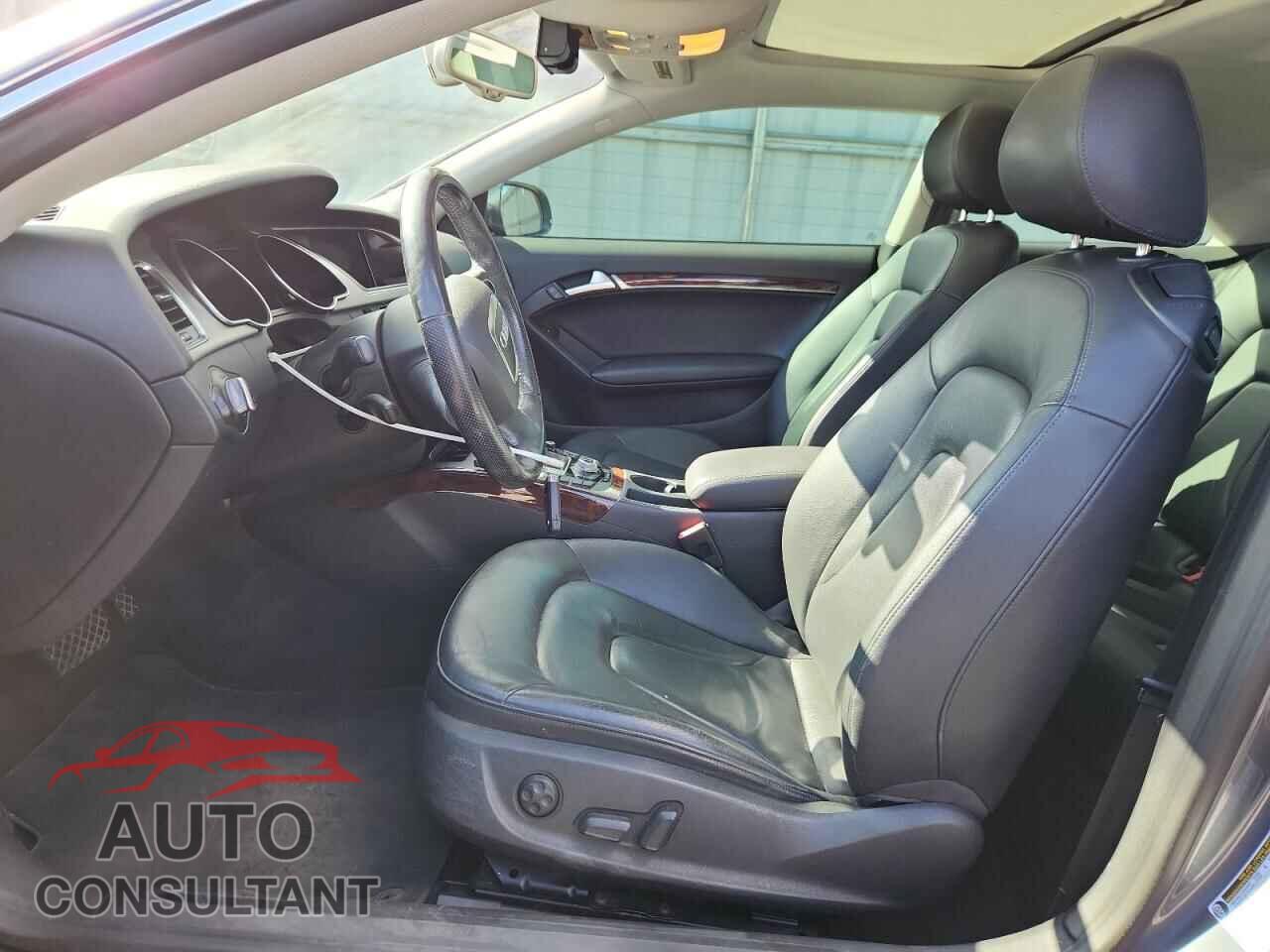 AUDI A5 2012 - WAULFAFR1CA020082