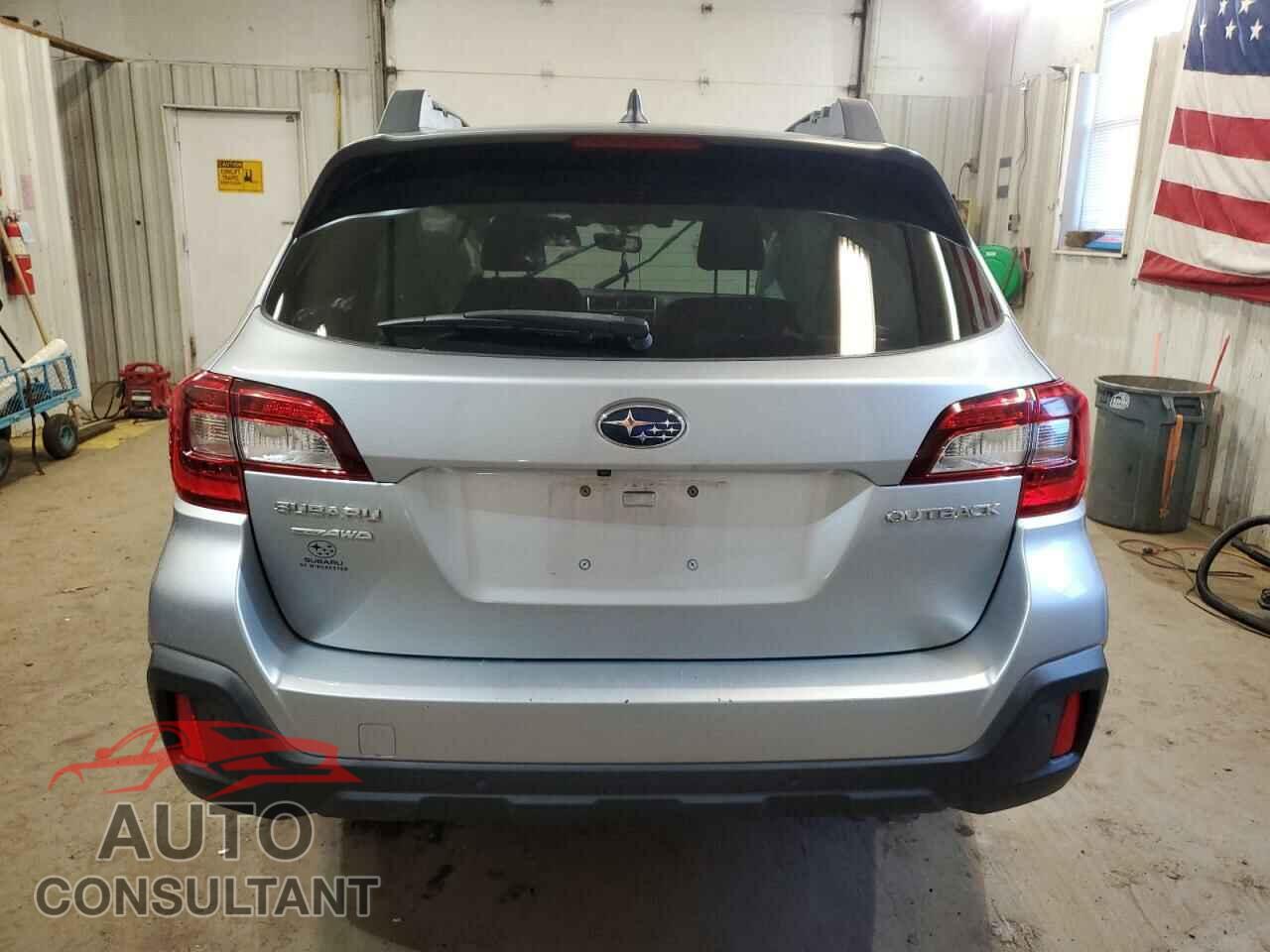 SUBARU OUTBACK 2018 - 4S4BSANC6J3356962