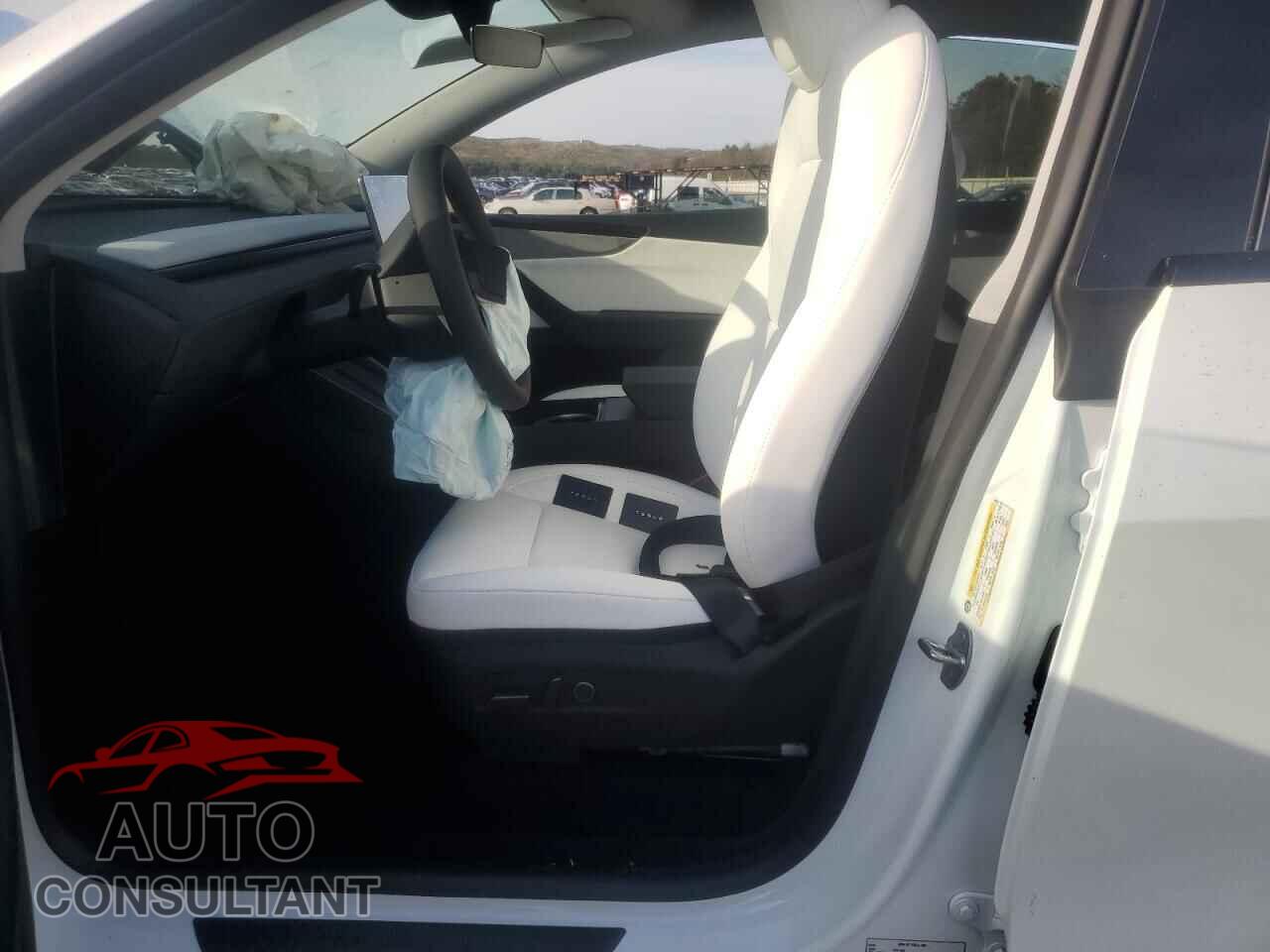 TESLA MODEL Y 2026 - 7SAYGDEEXTA487577