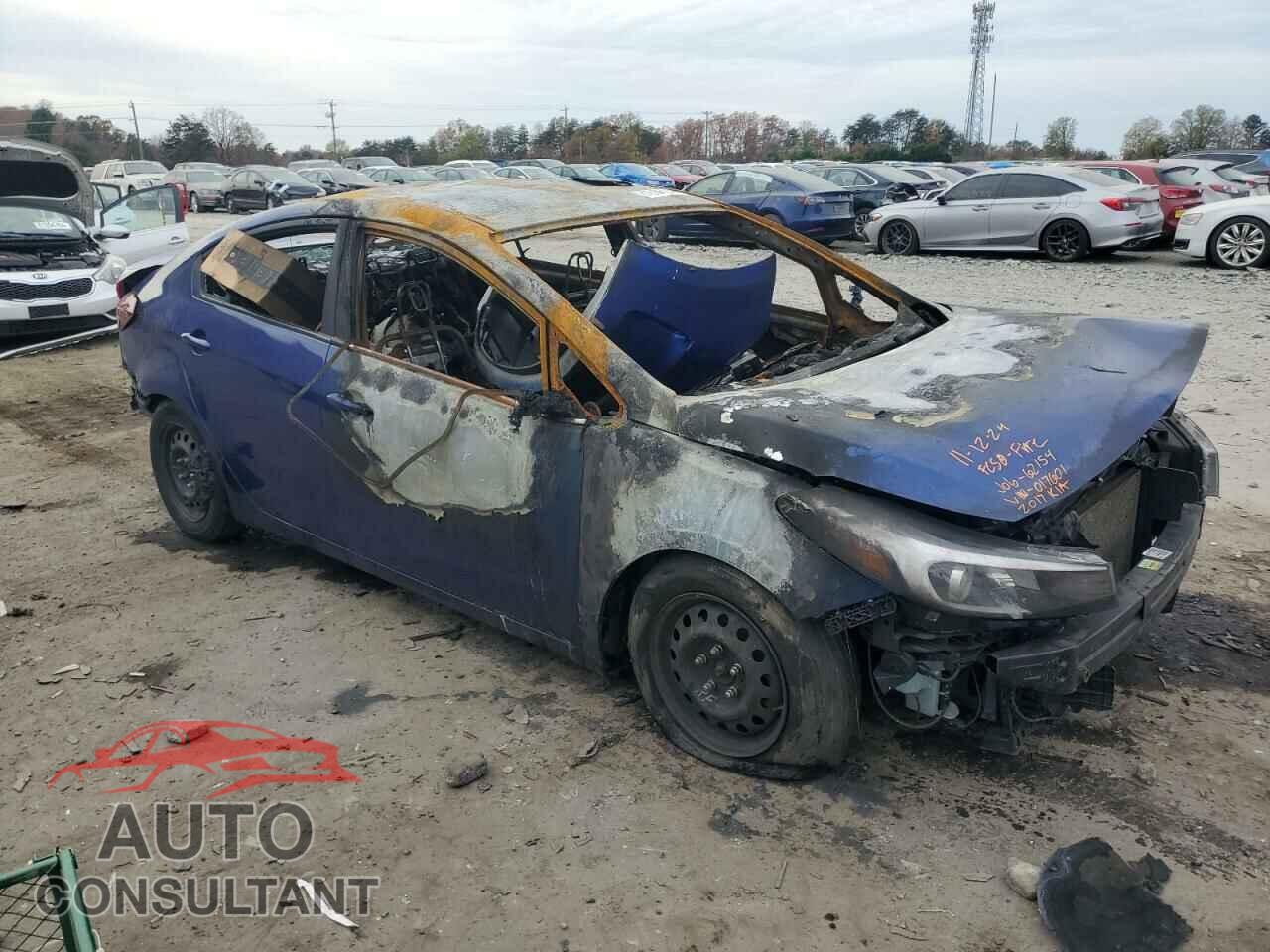 KIA FORTE 2017 - 3KPFK4A77HE017601