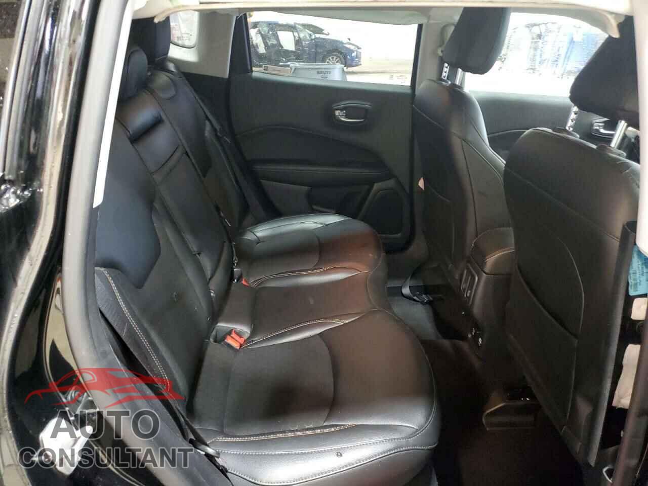 JEEP COMPASS 2019 - 3C4NJDBBXKT697367