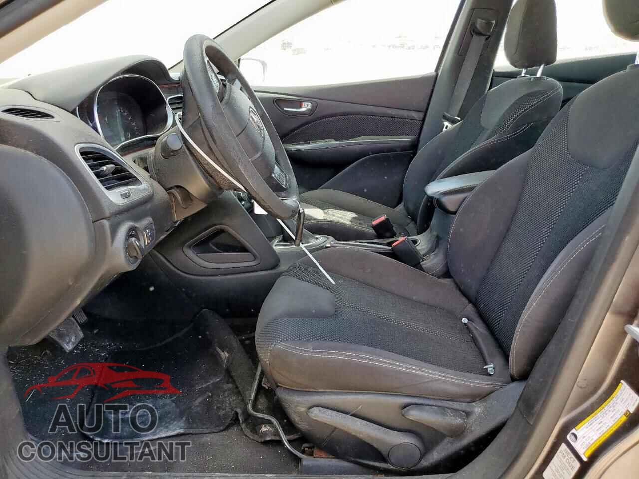 DODGE DART 2015 - 1C3CDFBB1FD251831