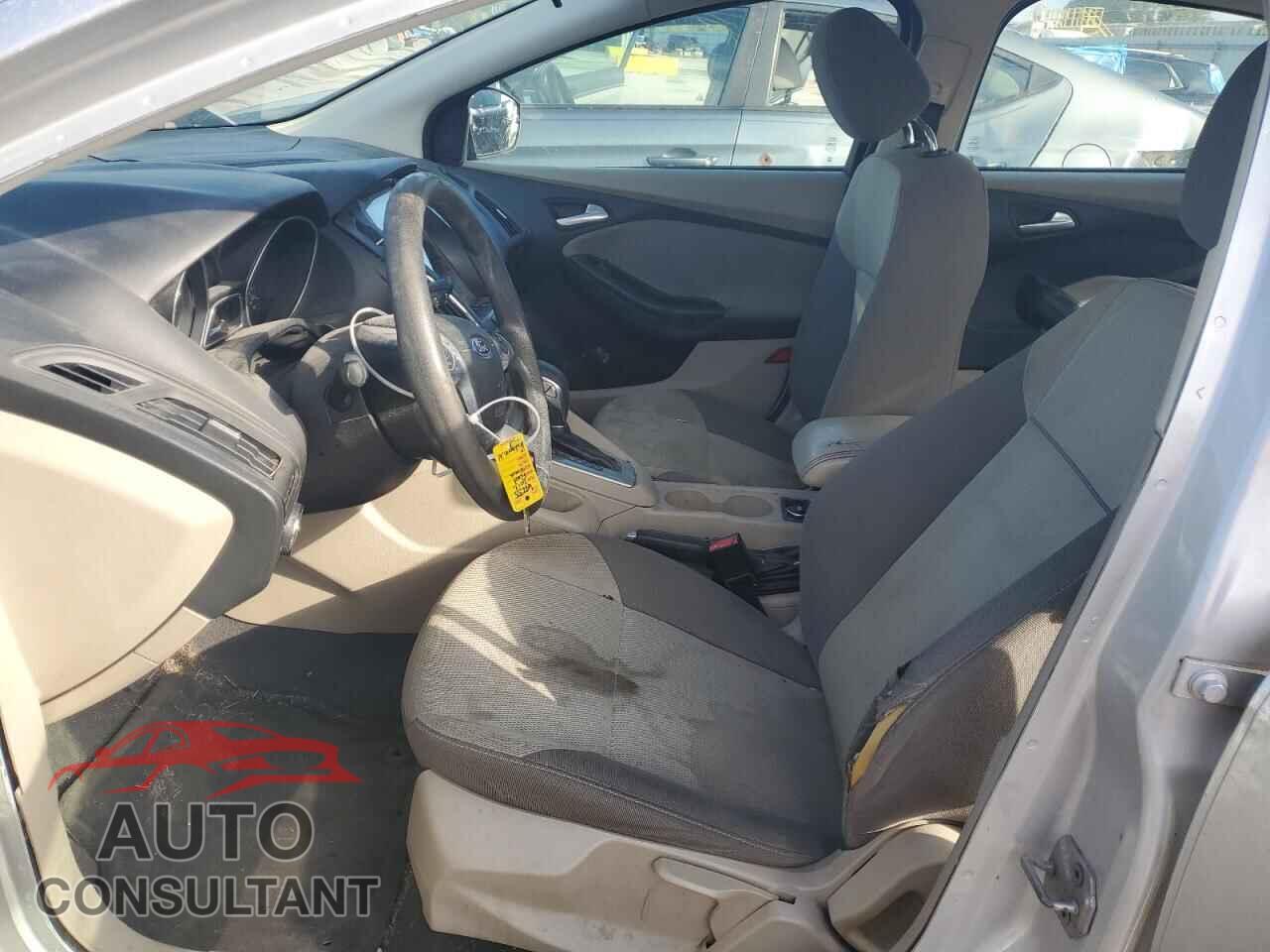 FORD FOCUS 2012 - 1FAHP3F29CL130196