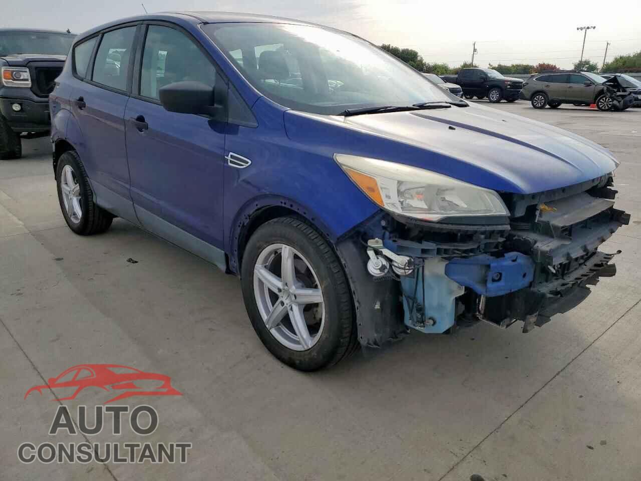 FORD ESCAPE 2015 - 1FMCU0F71FUB93004