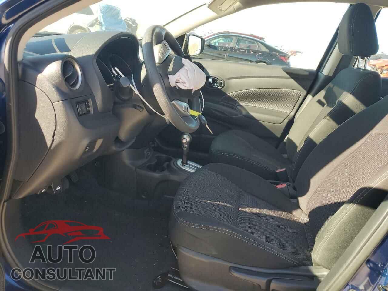 NISSAN VERSA 2018 - 3N1CN7AP1JL883410