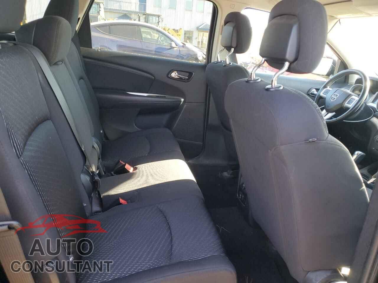 DODGE JOURNEY 2012 - 3C4PDCCG5CT289025