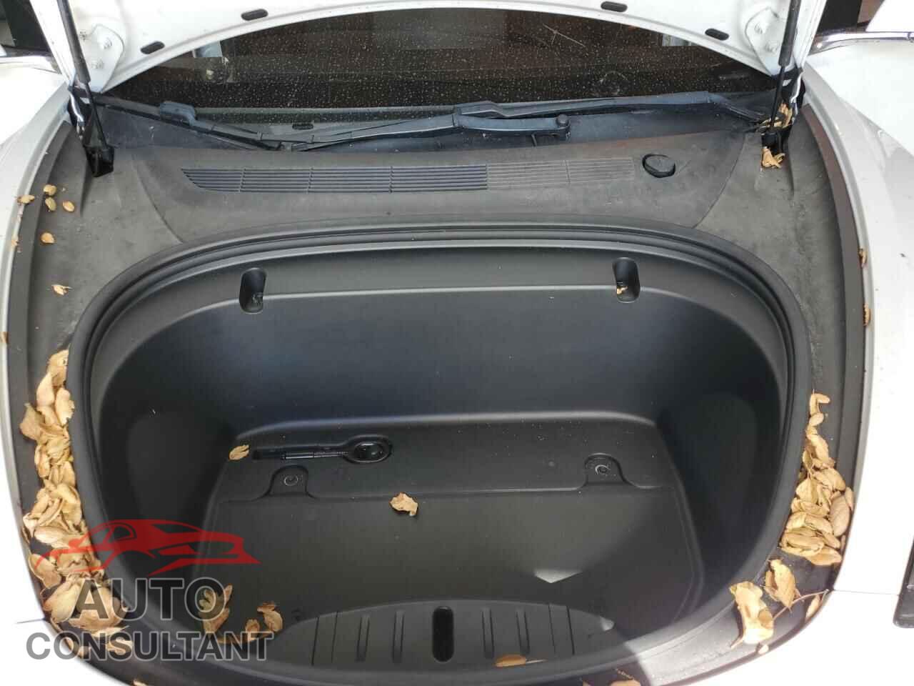 TESLA MODEL 3 2020 - 5YJ3E1EA6LF658840