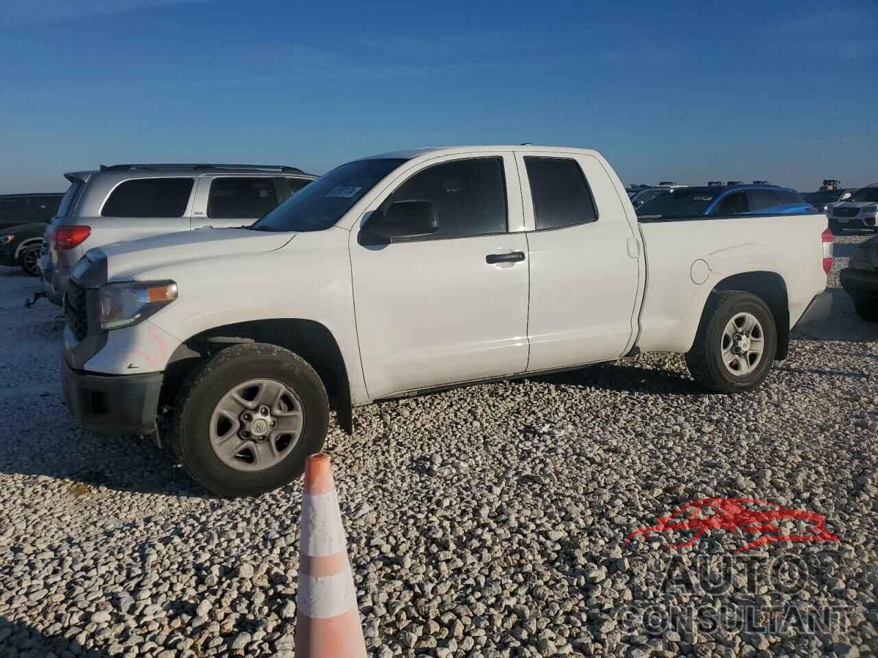 TOYOTA TUNDRA 2020 - 5TFRY5F19LX271230