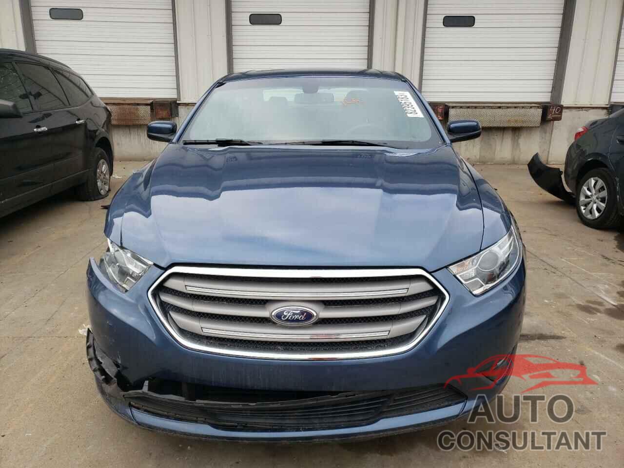 FORD TAURUS 2018 - 1FAHP2H82JG115136