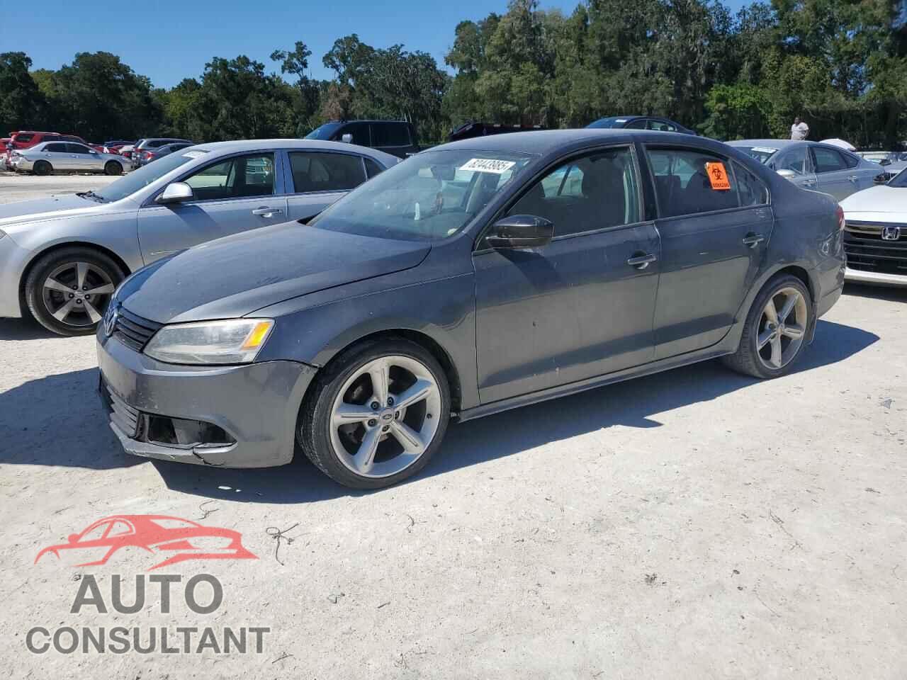 VOLKSWAGEN JETTA 2013 - 3VW2K7AJ5DM401577