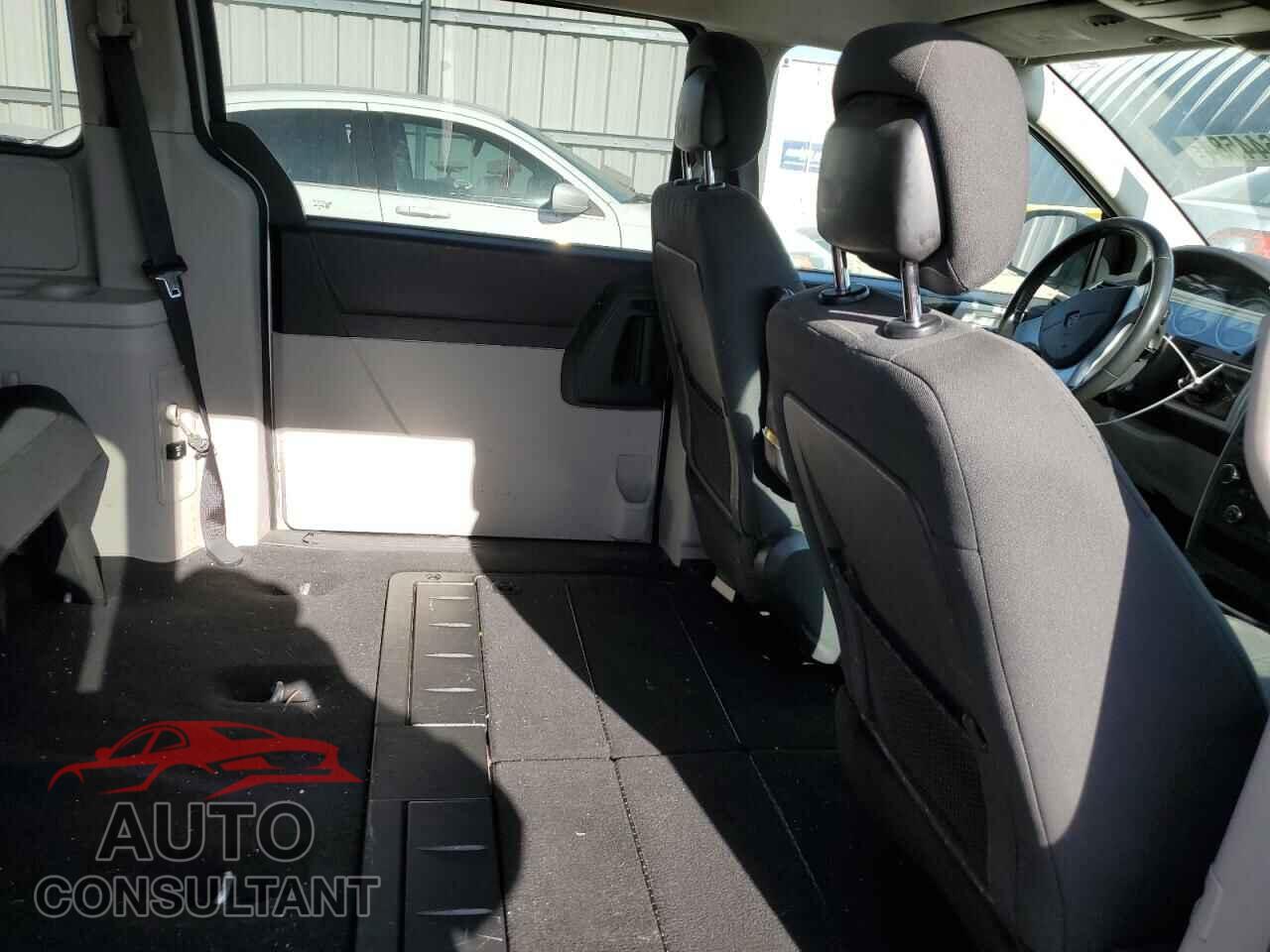 DODGE CARAVAN 2010 - 2D4RN5D13AR458800