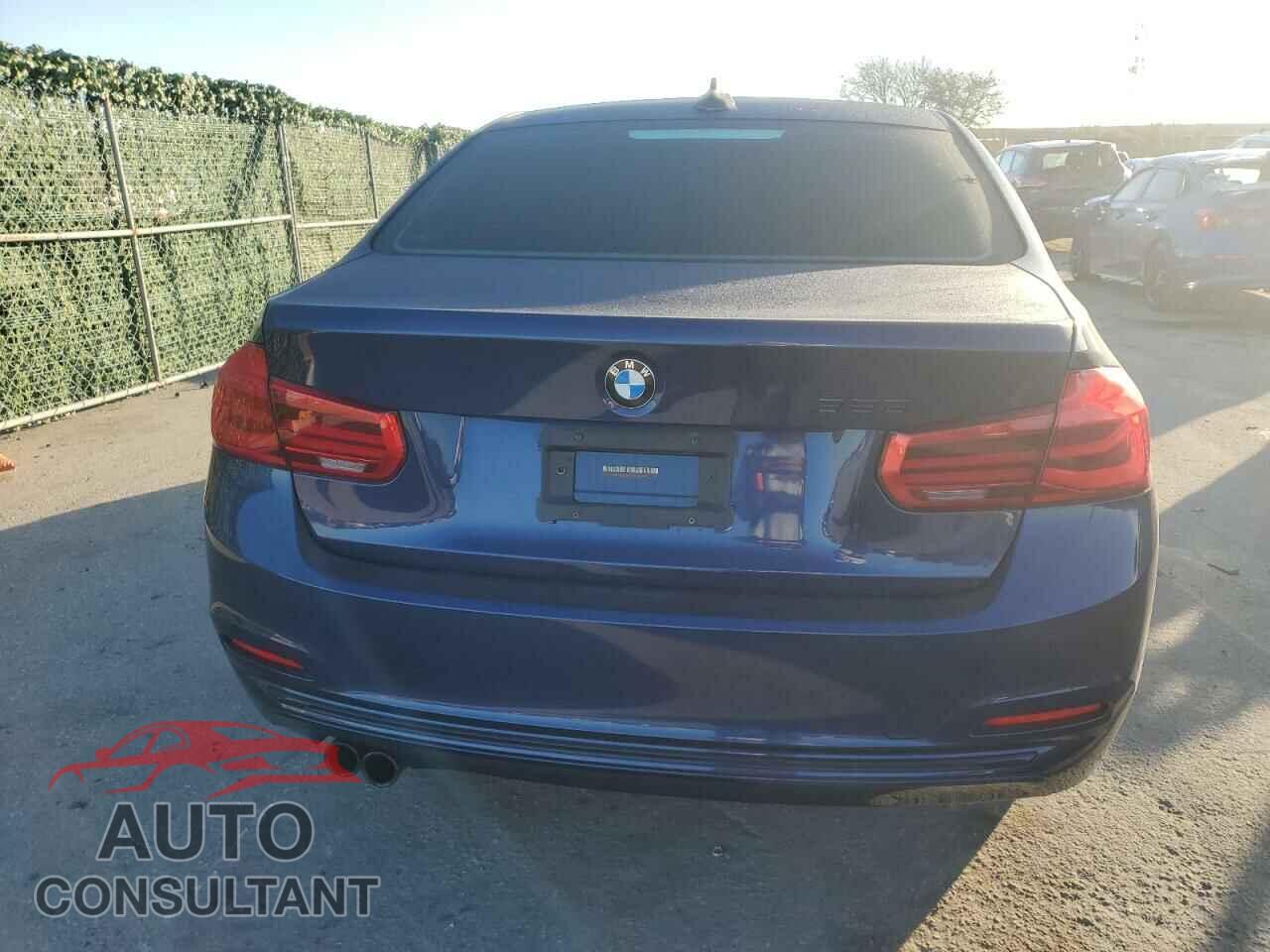 BMW 3 SERIES 2016 - WBA8E9G55GNU29347
