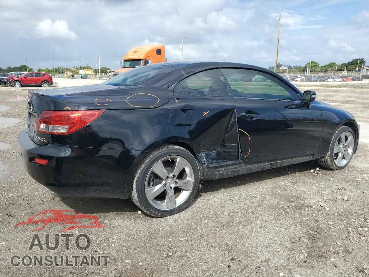 LEXUS IS 2011 - JTHFF2C20B2516317