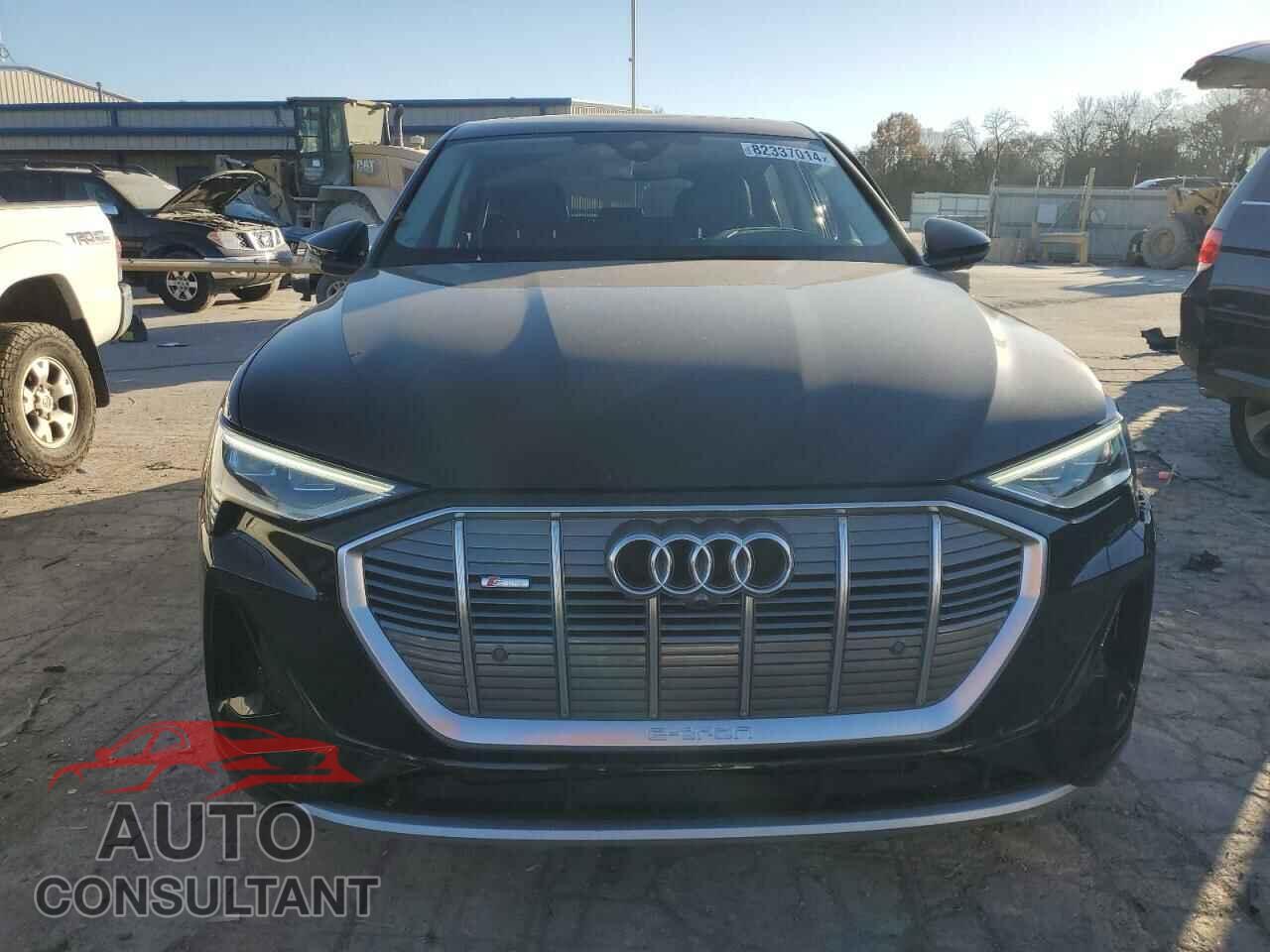 AUDI E-TRON 2022 - WA13AAGE3NB025174