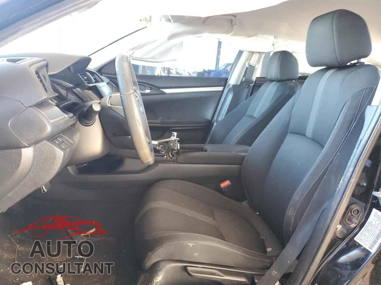 HONDA CIVIC 2019 - 2HGFC2F63KH590400