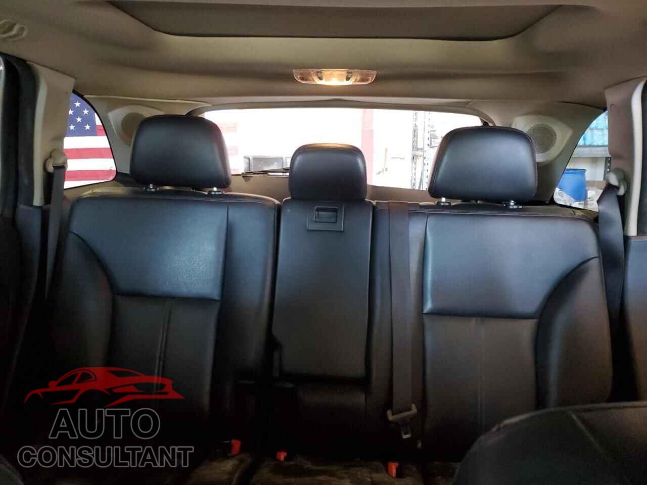 FORD EDGE 2011 - 2FMDK4KC8BBA84270