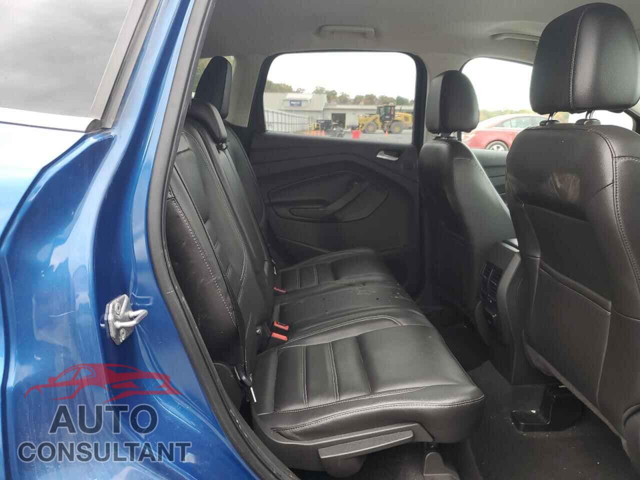 FORD ESCAPE 2017 - 1FMCU9JD1HUB35012