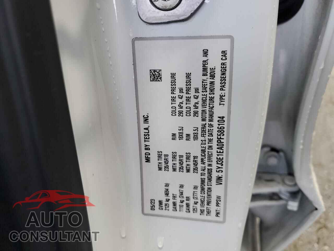 TESLA MODEL 3 2023 - 5YJ3E1EA0PF586104