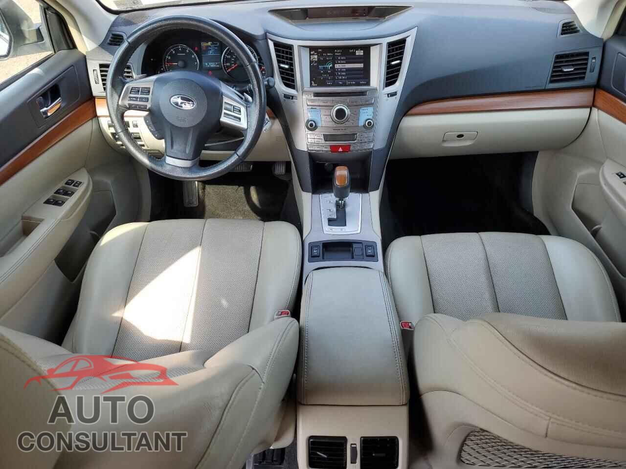 SUBARU OUTBACK 2013 - 4S4BRDLC8D2231083