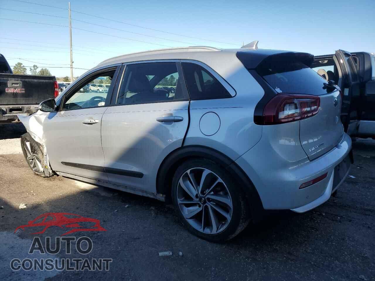 KIA NIRO 2017 - KNDCE3LC6H5069165