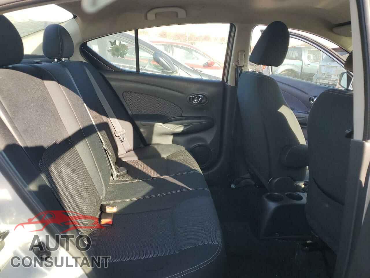 NISSAN VERSA 2016 - 3N1CN7AP0GL897341