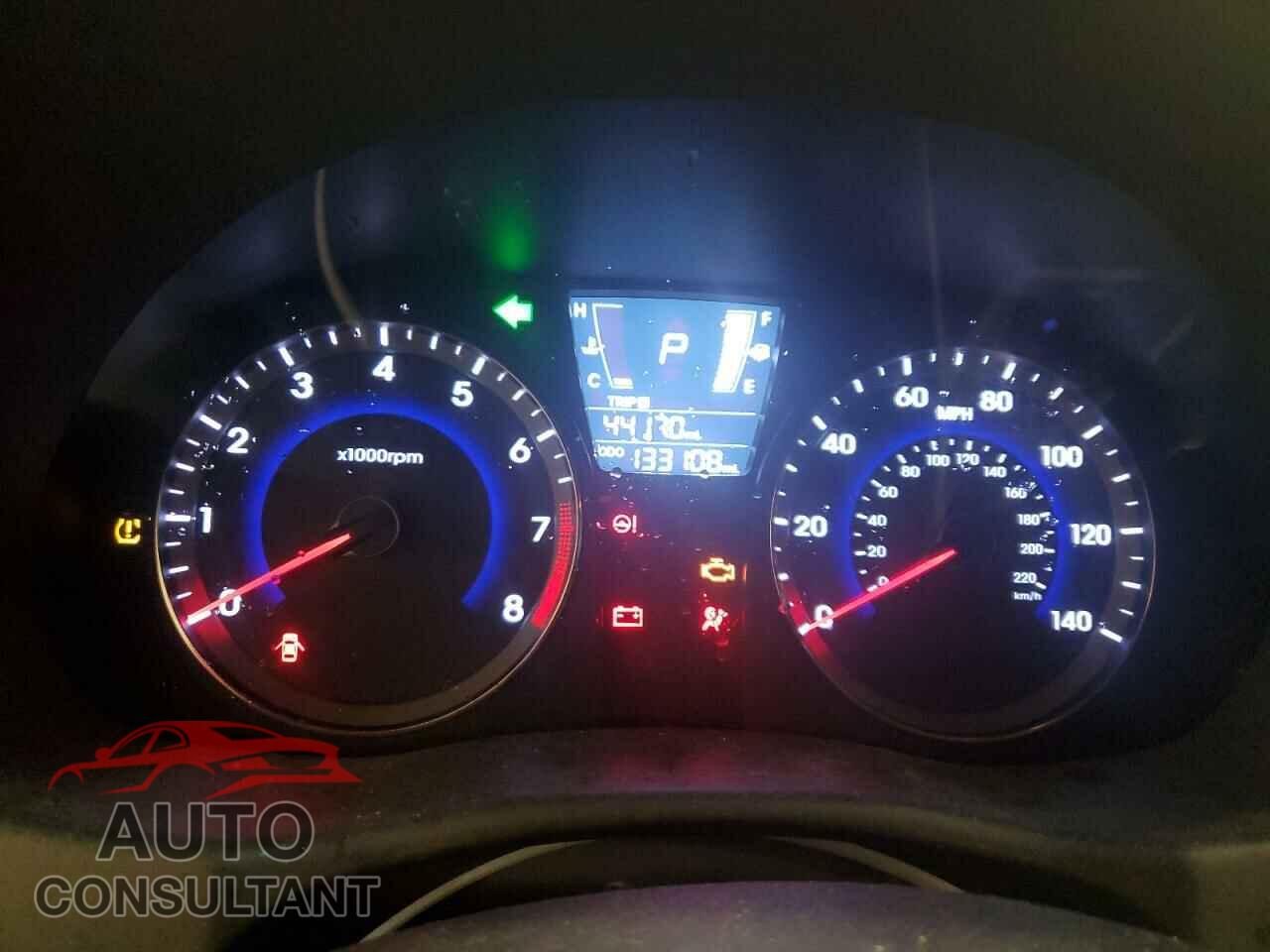 HYUNDAI ACCENT 2014 - KMHCU4AE5EU620258