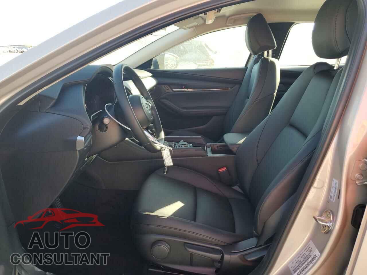 MAZDA 3 SELECT S 2025 - JM1BPABM5S1760335