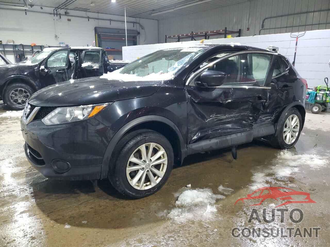 NISSAN ROGUE 2017 - JN1BJ1CR7HW137793