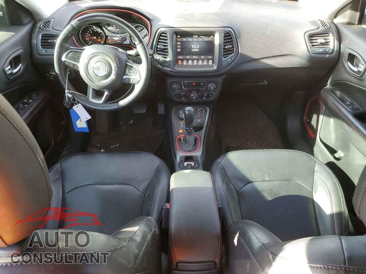 JEEP COMPASS 2020 - 3C4NJDDB0LT144029