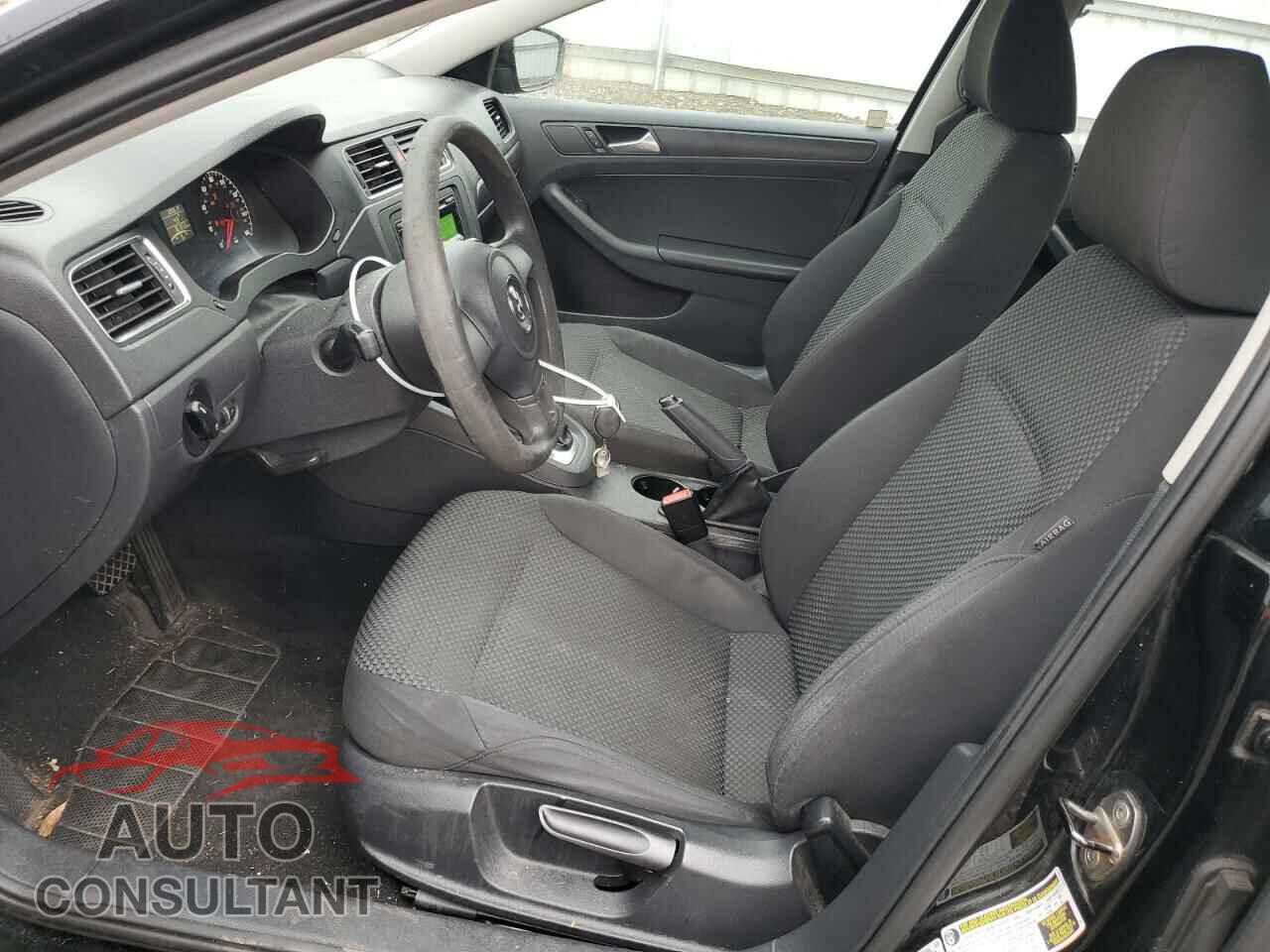 VOLKSWAGEN JETTA 2013 - 3VW2K7AJ0DM368875