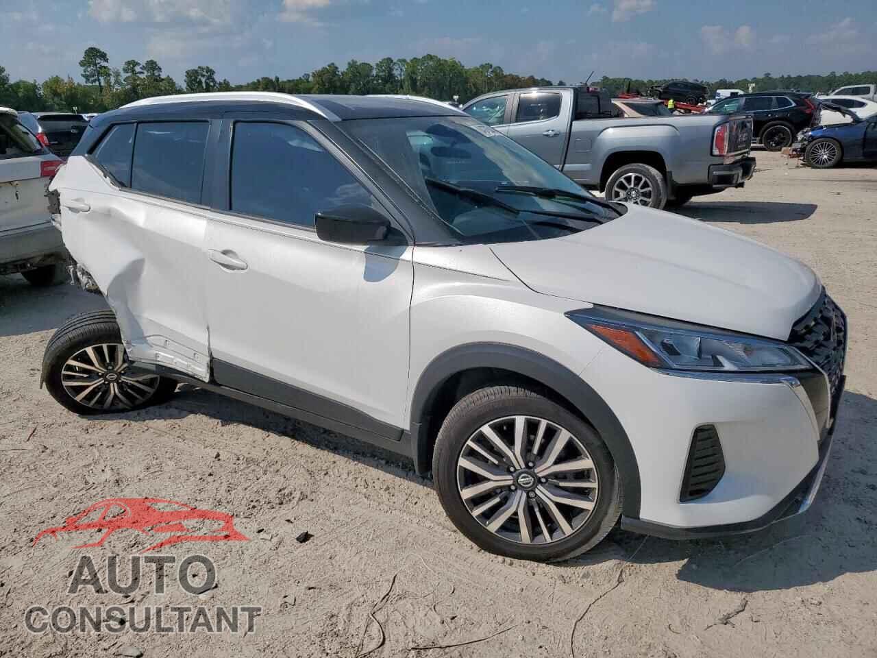 NISSAN KICKS 2021 - 3N1CP5CVXML492058