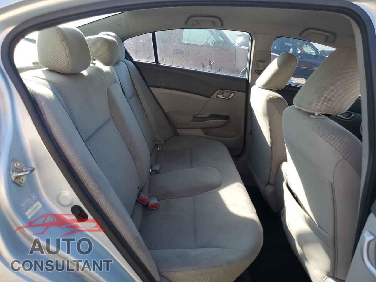 HONDA CIVIC 2012 - 2HGFB2F55CH528413