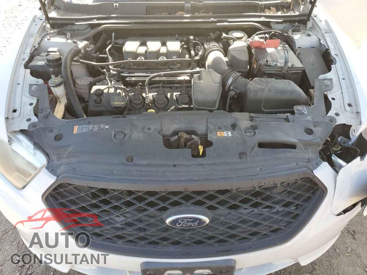 FORD TAURUS 2013 - 1FAHP2L8XDG175919