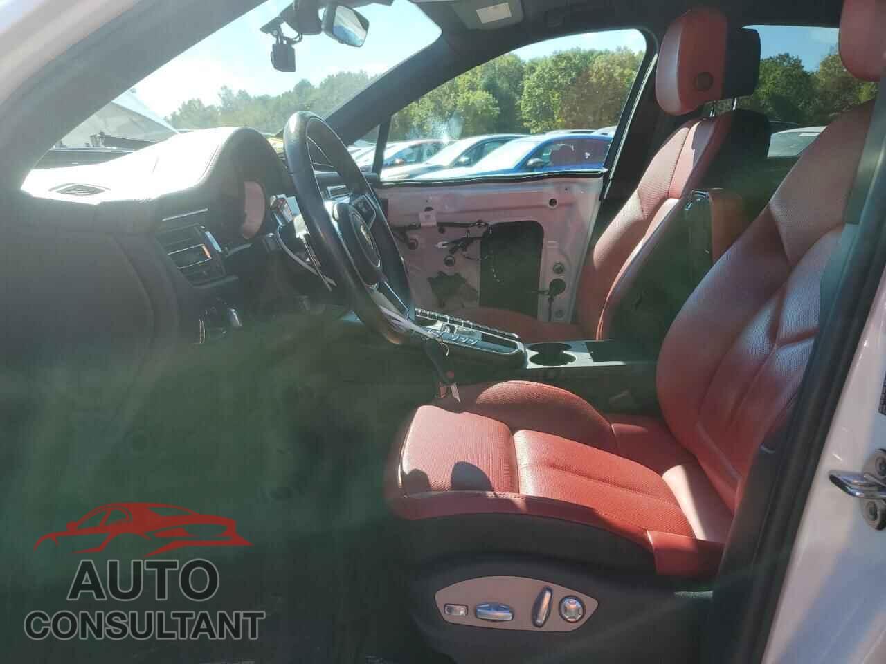 PORSCHE MACAN 2021 - WP1AA2A54MLB11824