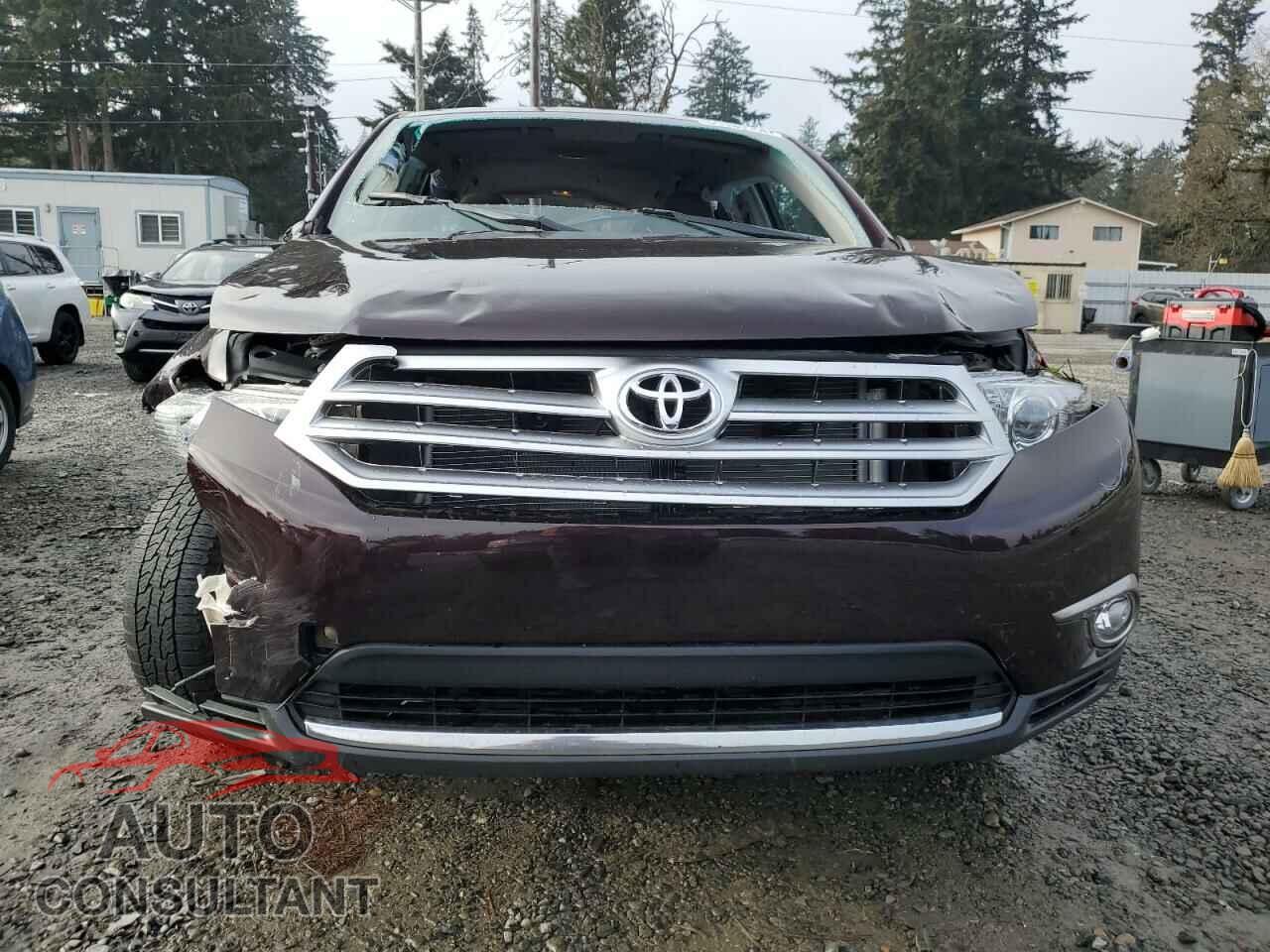 TOYOTA HIGHLANDER 2012 - 5TDBK3EH5CS131977