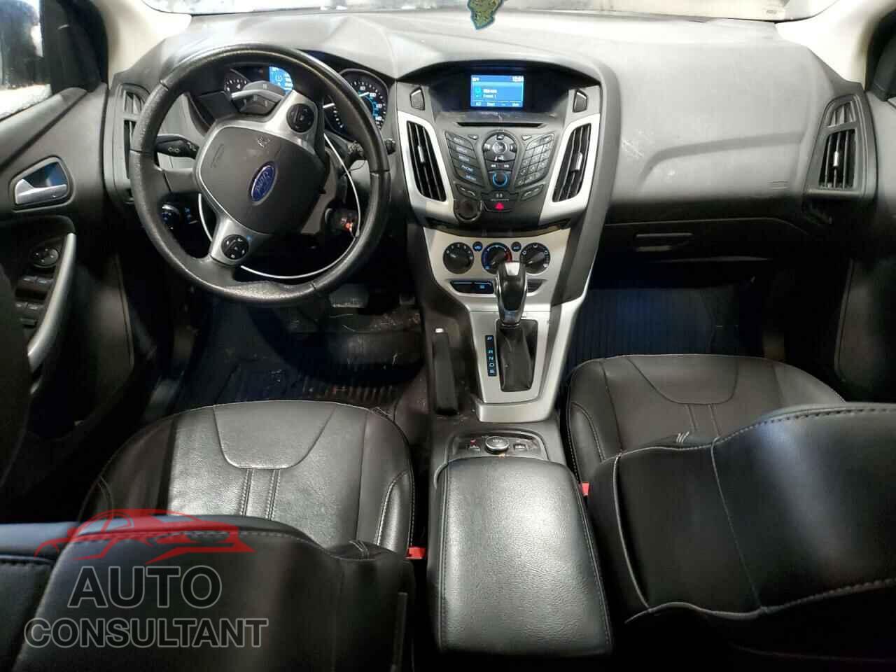 FORD FOCUS 2014 - 1FADP3K2XEL346646