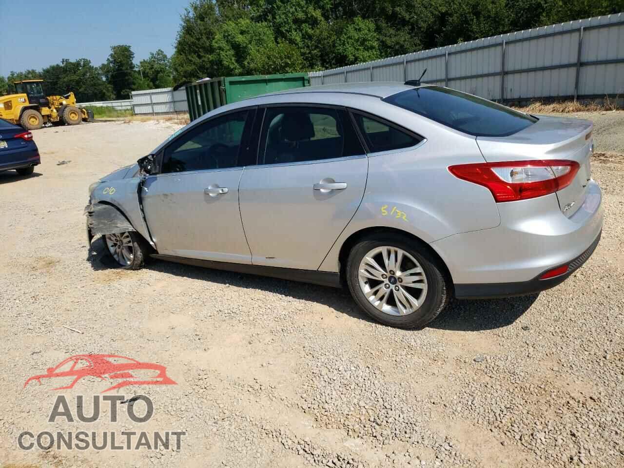 FORD FOCUS 2012 - 1FAHP3H28CL465527