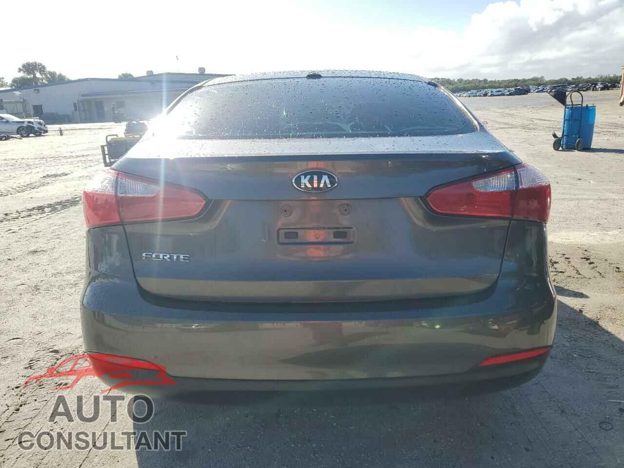 KIA FORTE 2014 - KNAFX4A60E5153386
