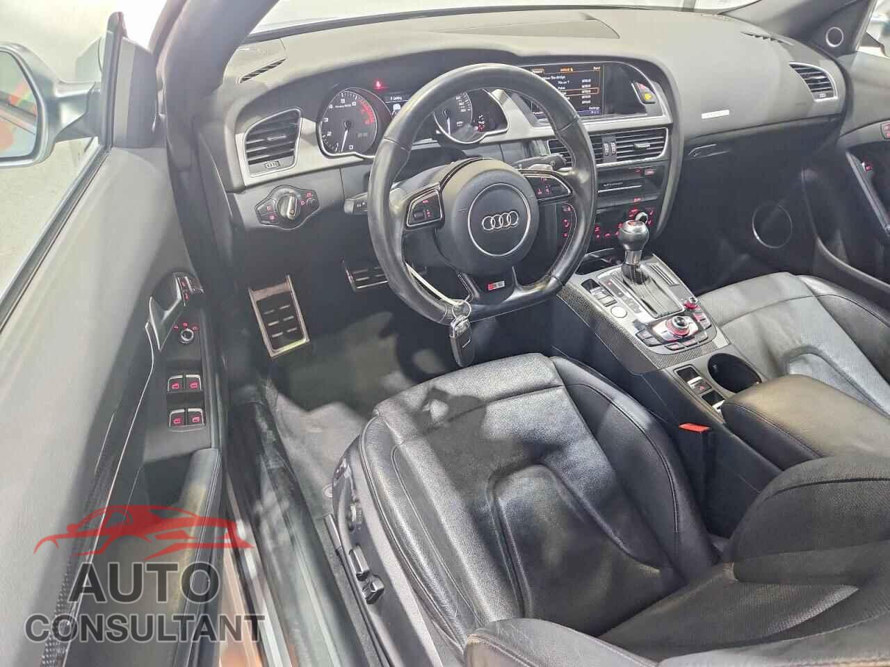 AUDI S5/RS5 2013 - WAUCGAFH0DN013915