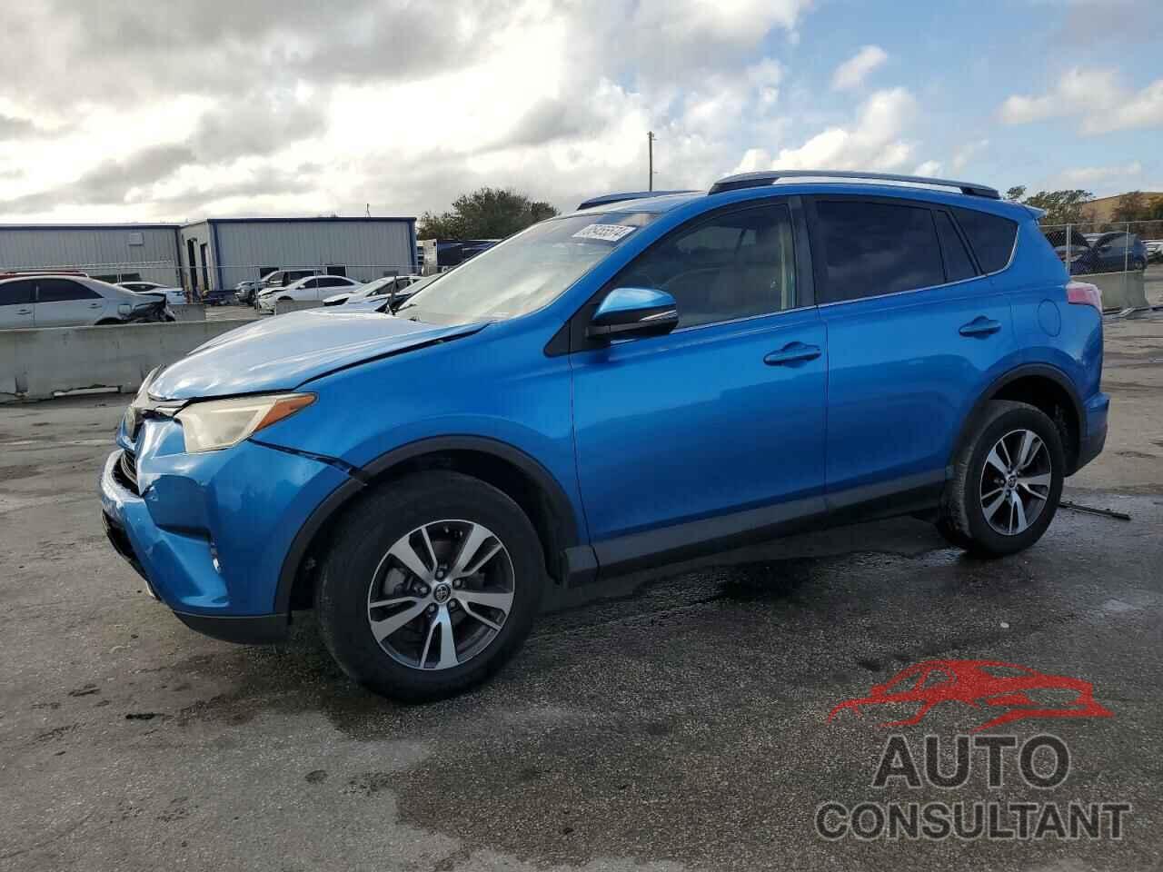 TOYOTA RAV4 2017 - JTMWFREV2HJ136945